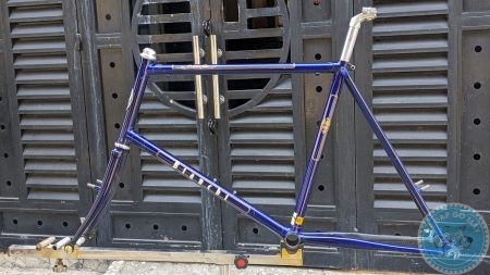 Sườn Bianchi Merlo size 49 màu xanh