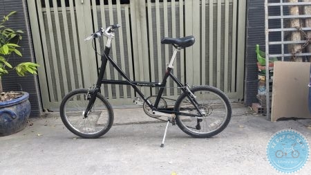 Giant Escape Mini S màu đen