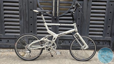 Tartaruga Type SPORT màu trắng