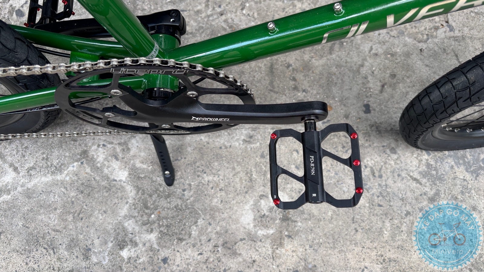 SilveRock Dewy xanh post green 14 %Mini Velo filename%