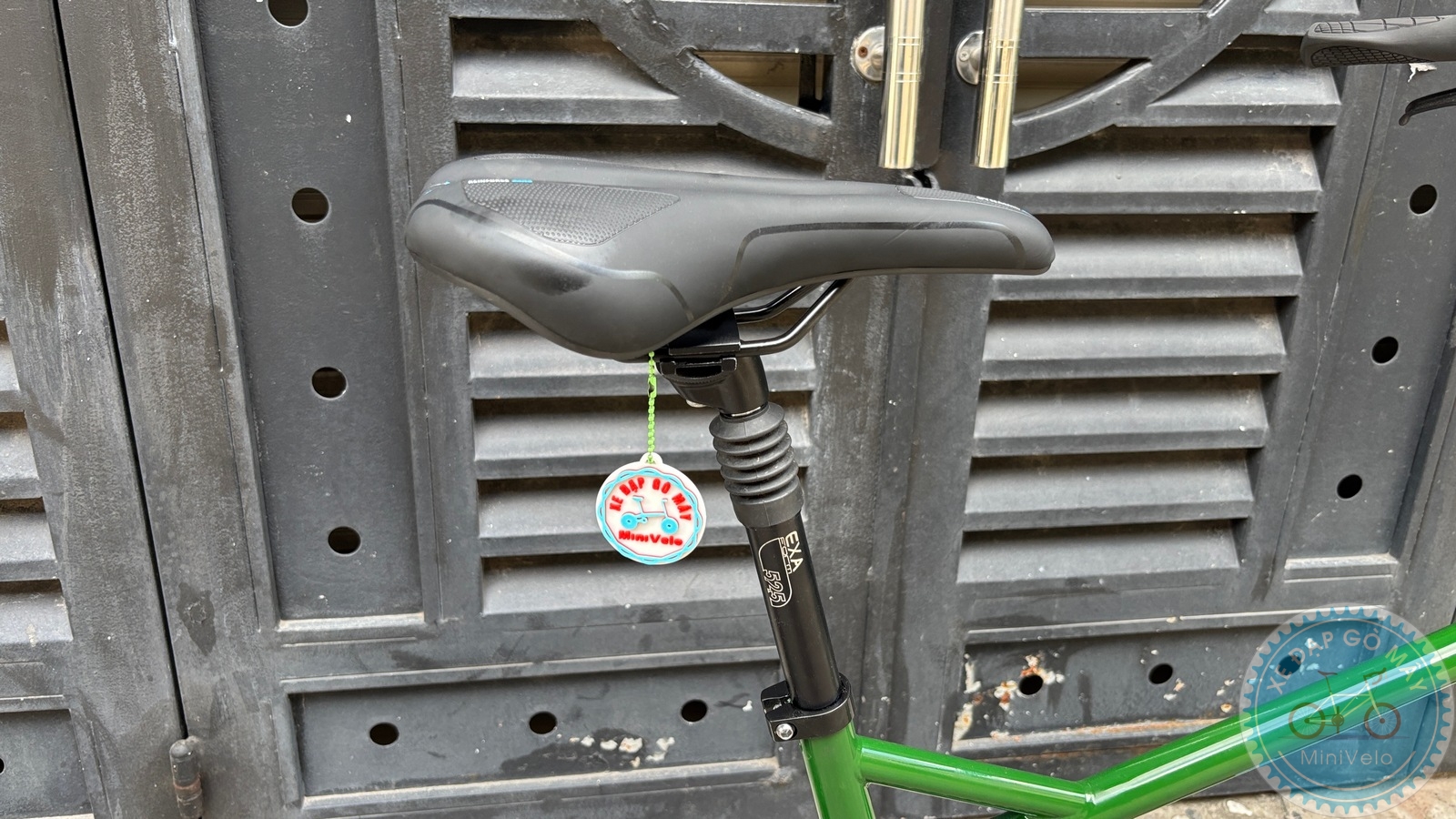 SilveRock Dewy xanh post green 15 %Mini Velo filename%