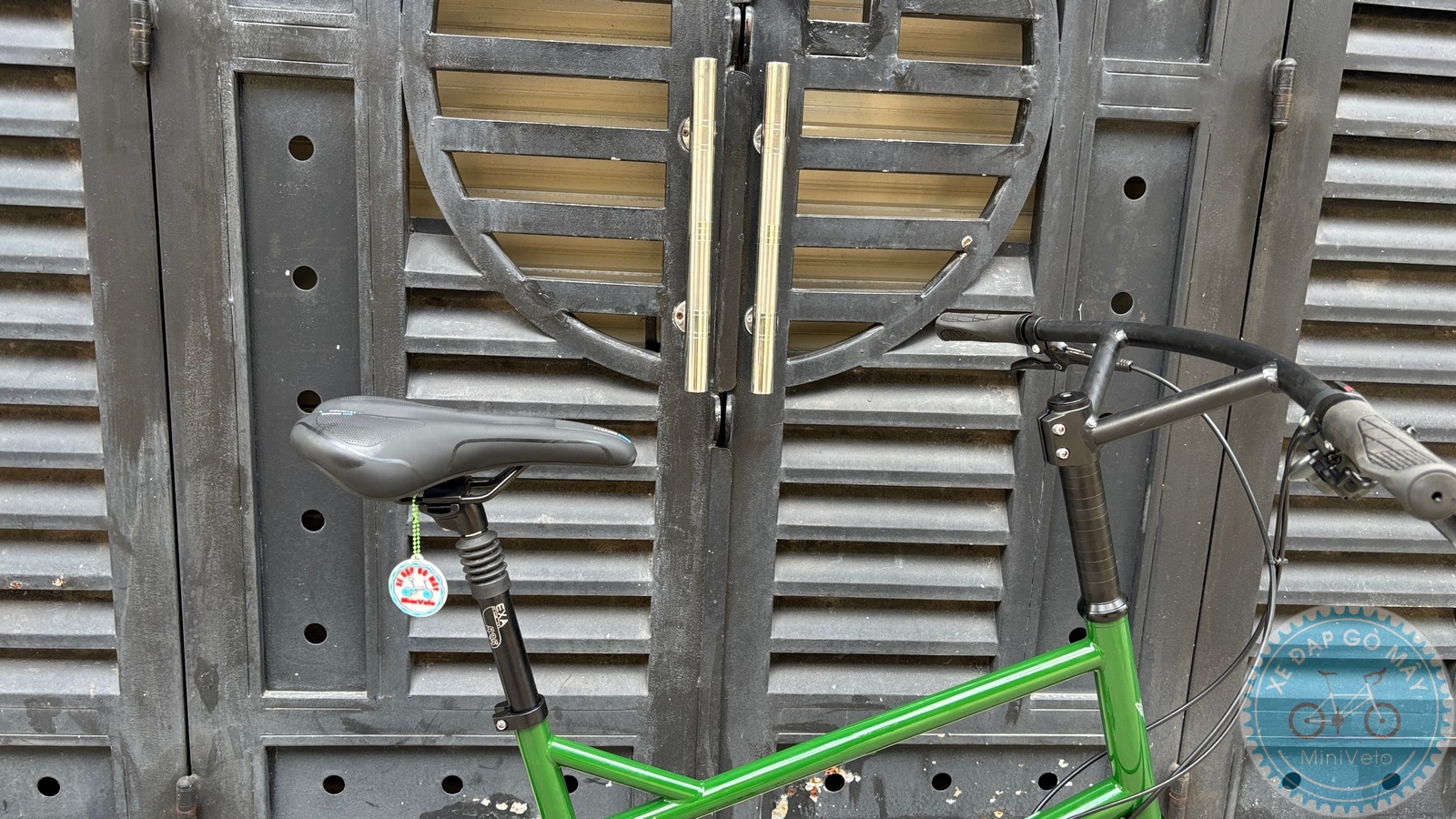 SilveRock Dewy xanh post green 16 %Mini Velo filename%