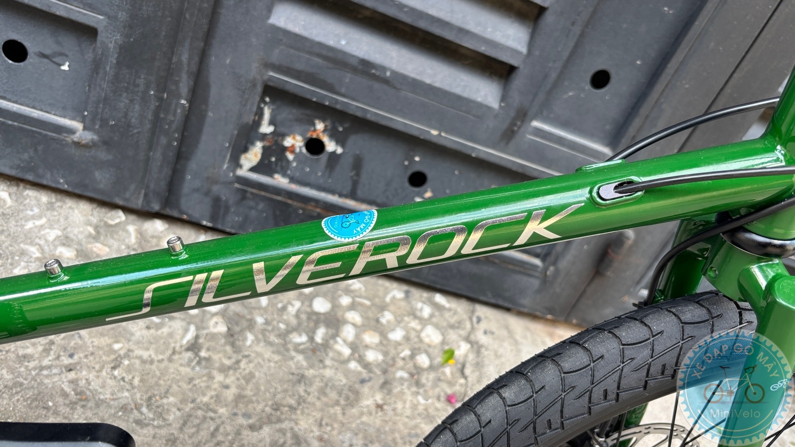 SilveRock Dewy xanh post green 18 %Mini Velo filename%