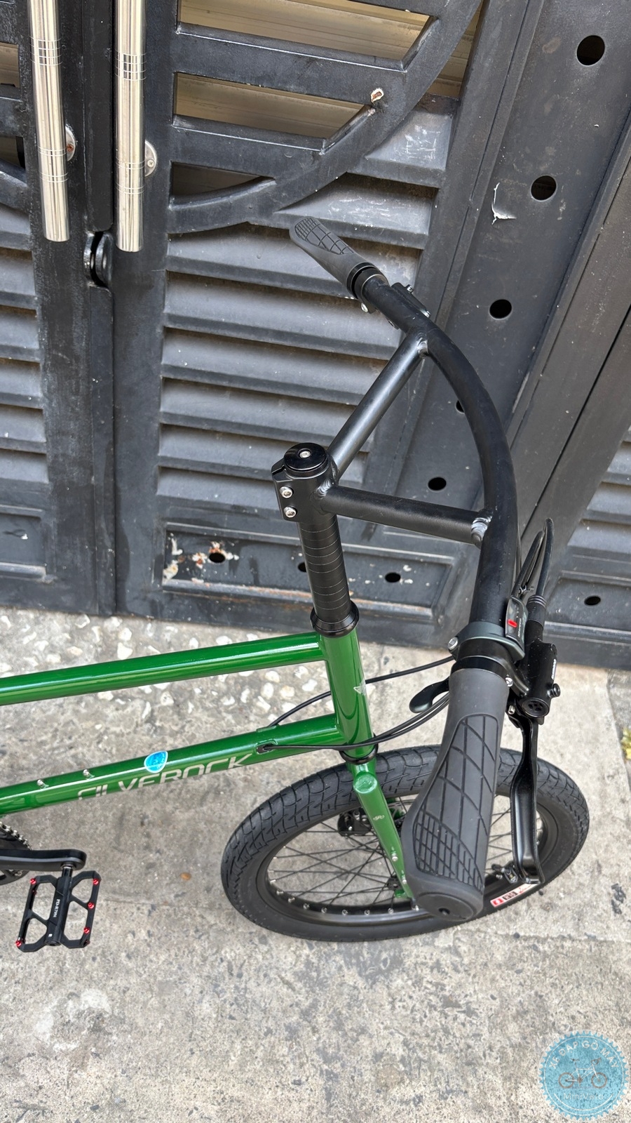 SilveRock Dewy xanh post green 19 %Mini Velo filename%