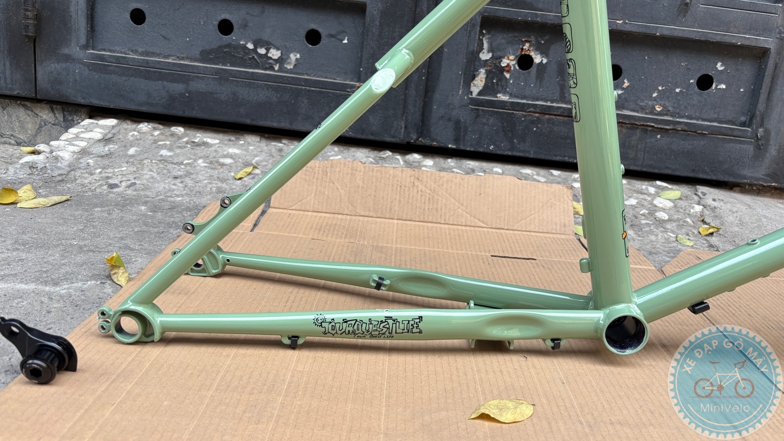 TQIQT Pulse: sườn touring thép 20 inch 31 %Mini Velo filename%