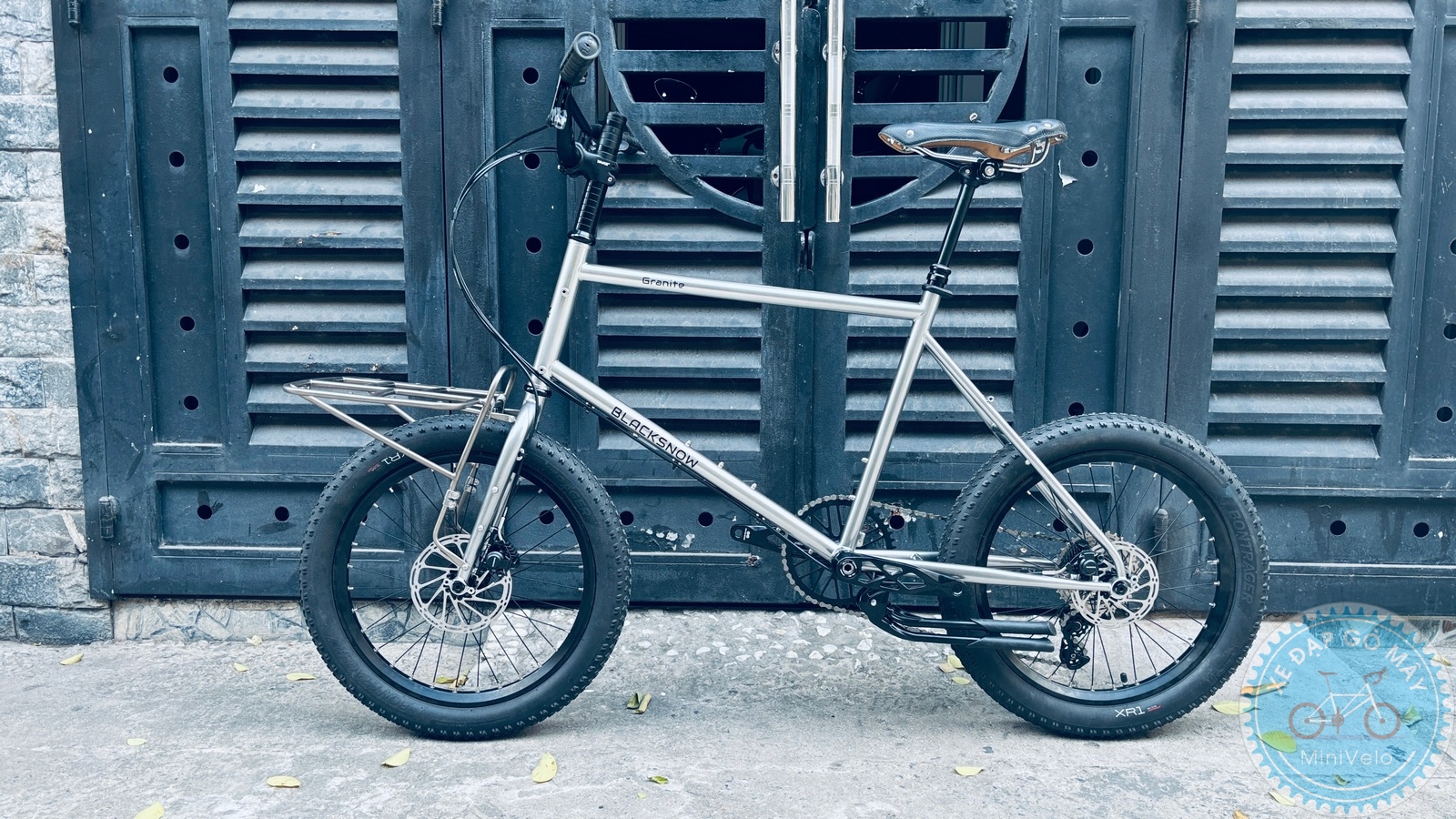 Blacksnow Granite Pro: Chiếc MiniVelo "hạng nặng" Với Group Shimano Saint 2 Blacksnow Granite Pro: Chiếc MiniVelo "hạng nặng" Với Group Shimano Saint