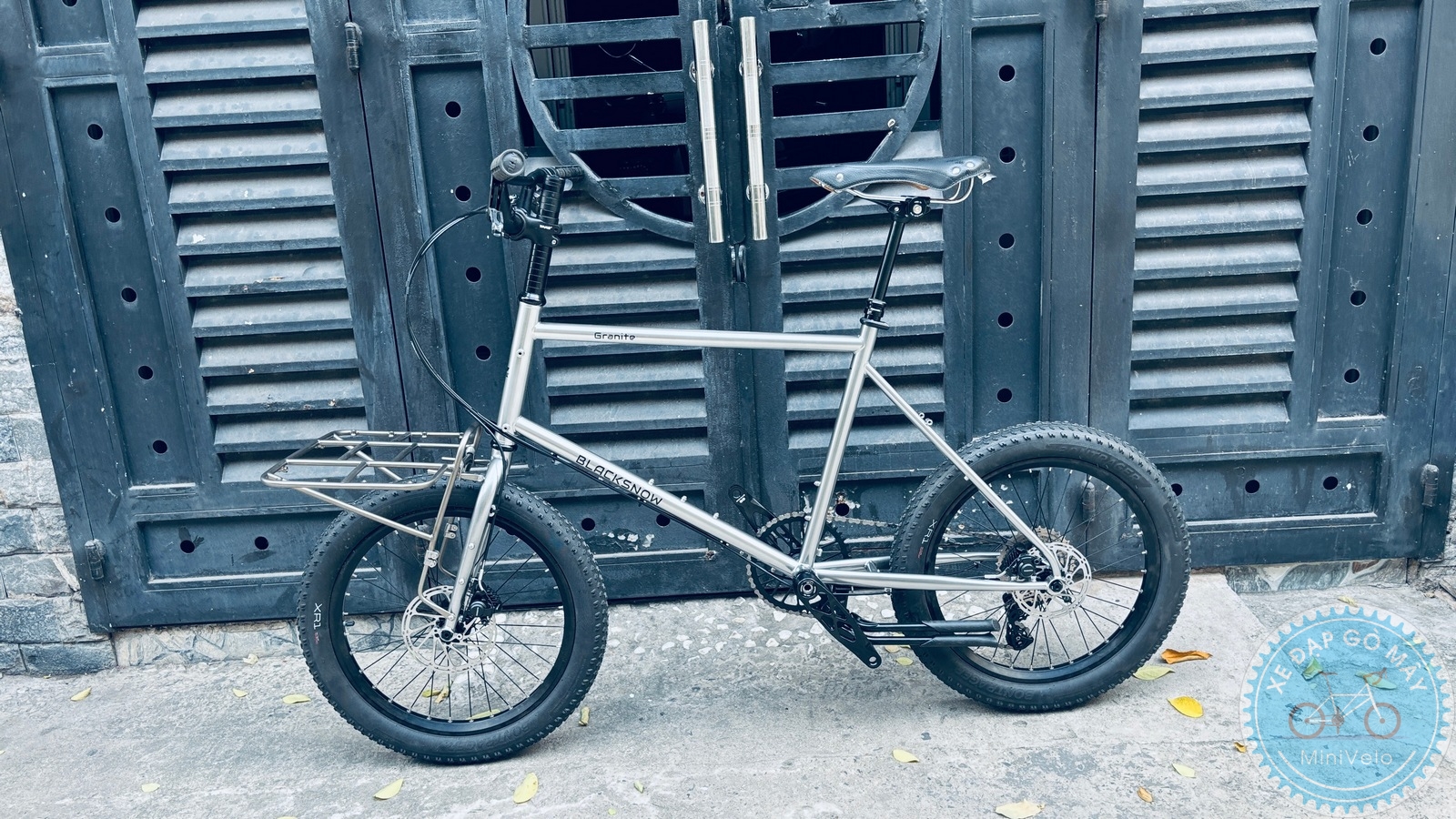 Blacksnow Granite Pro: Chiếc MiniVelo "hạng nặng" Với Group Shimano Saint 18 %Mini Velo filename%