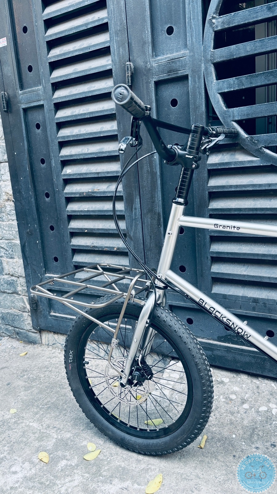 Blacksnow Granite Pro: Chiếc MiniVelo "hạng nặng" Với Group Shimano Saint 19 %Mini Velo filename%