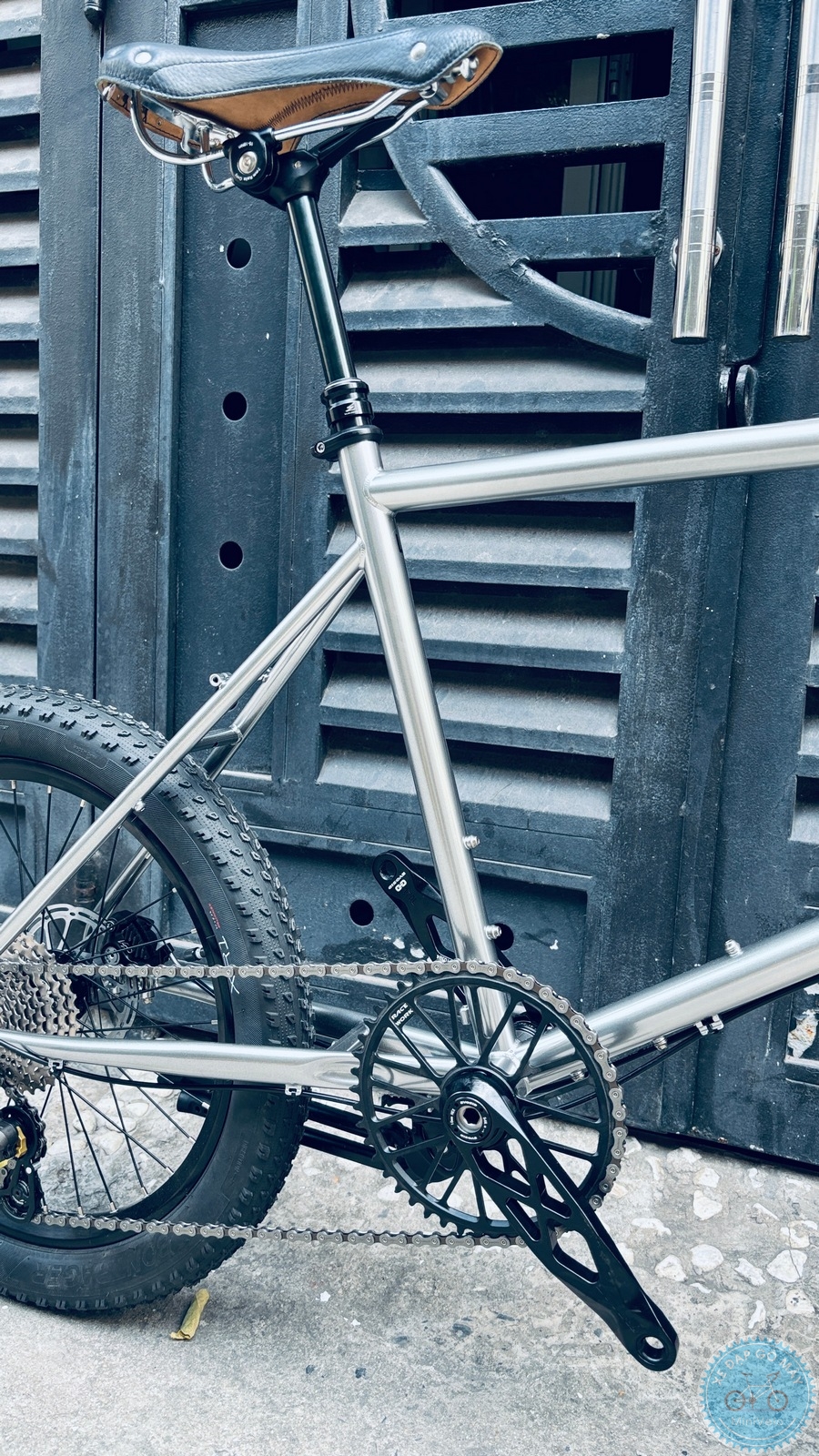 Blacksnow Granite Pro: Chiếc MiniVelo "hạng nặng" Với Group Shimano Saint 21 %Mini Velo filename%