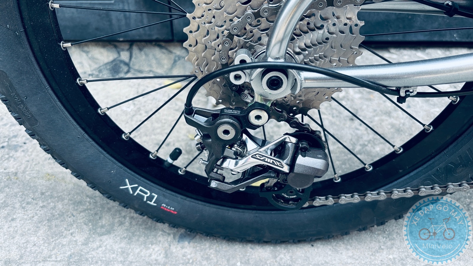 Blacksnow Granite Pro: Chiếc MiniVelo "hạng nặng" Với Group Shimano Saint 22 %Mini Velo filename%