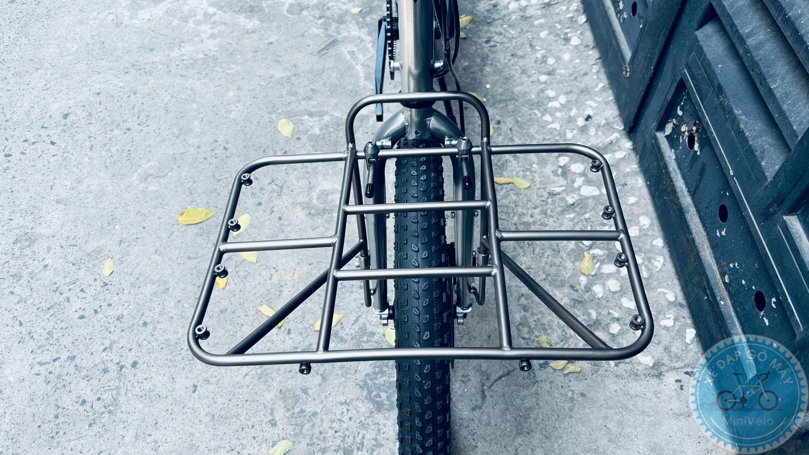 Blacksnow Granite Pro: Chiếc MiniVelo "hạng nặng" Với Group Shimano Saint 24 %Mini Velo filename%