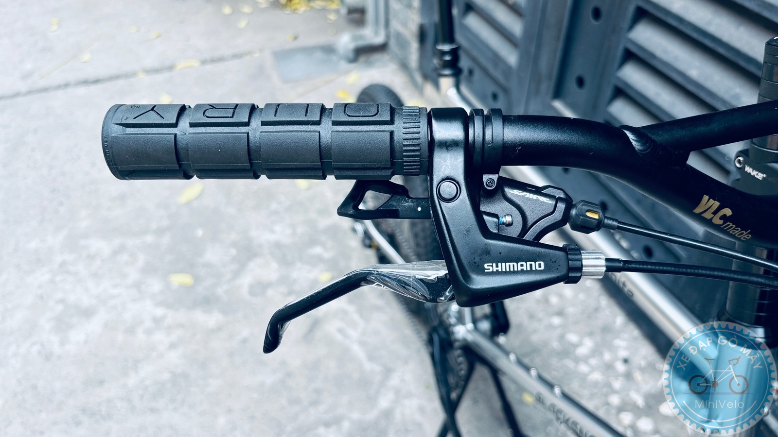 Blacksnow Granite Pro: Chiếc MiniVelo "hạng nặng" Với Group Shimano Saint 25 %Mini Velo filename%