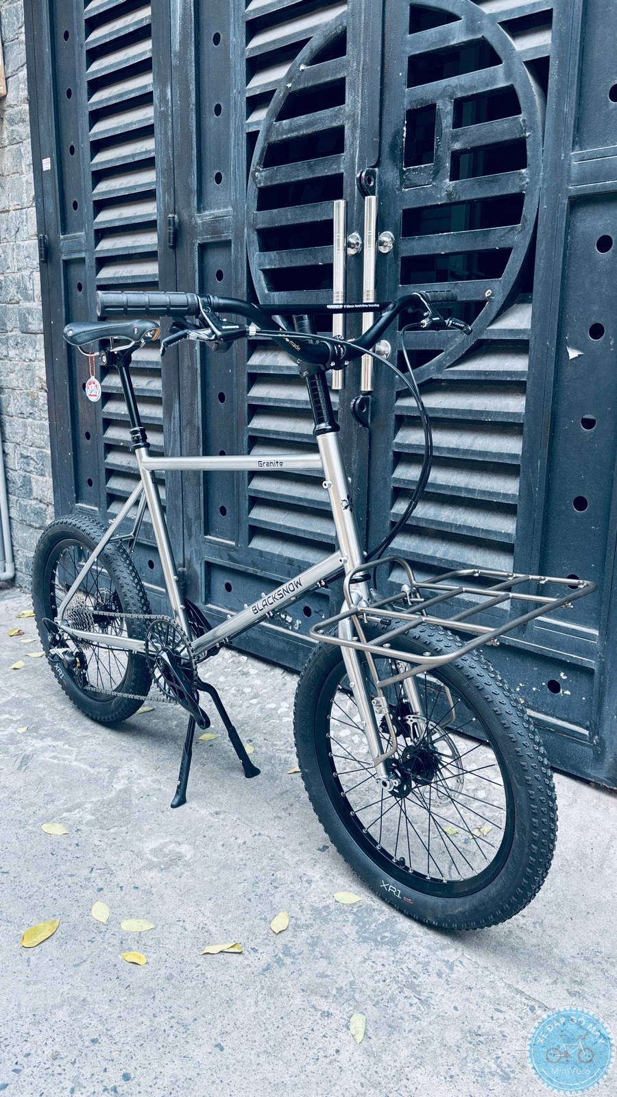 Blacksnow Granite Pro: Chiếc MiniVelo "hạng nặng" Với Group Shimano Saint 27 %Mini Velo filename%