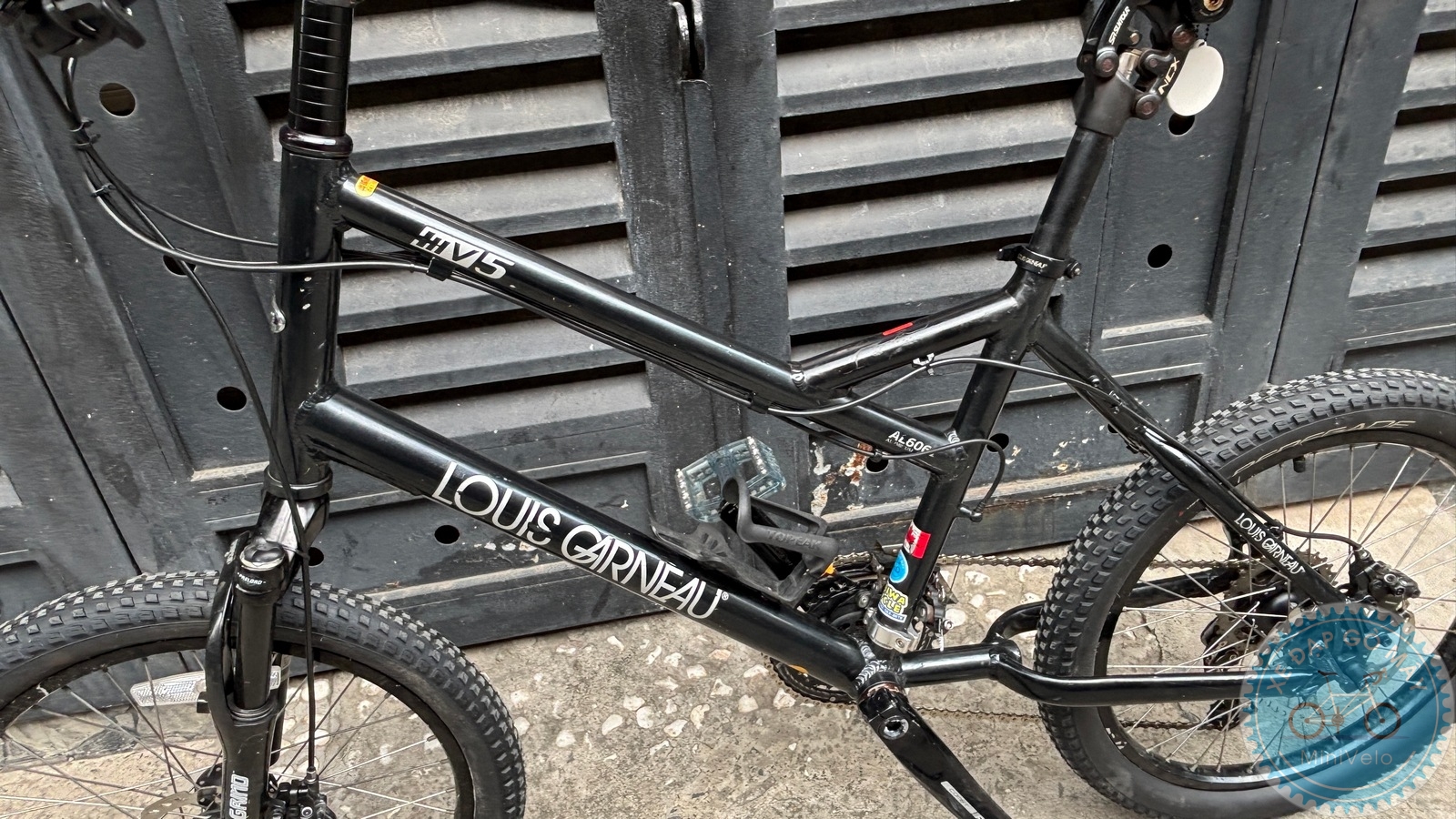 Louis Garneau MV5 được nâng cấp 15 %Mini Velo filename%