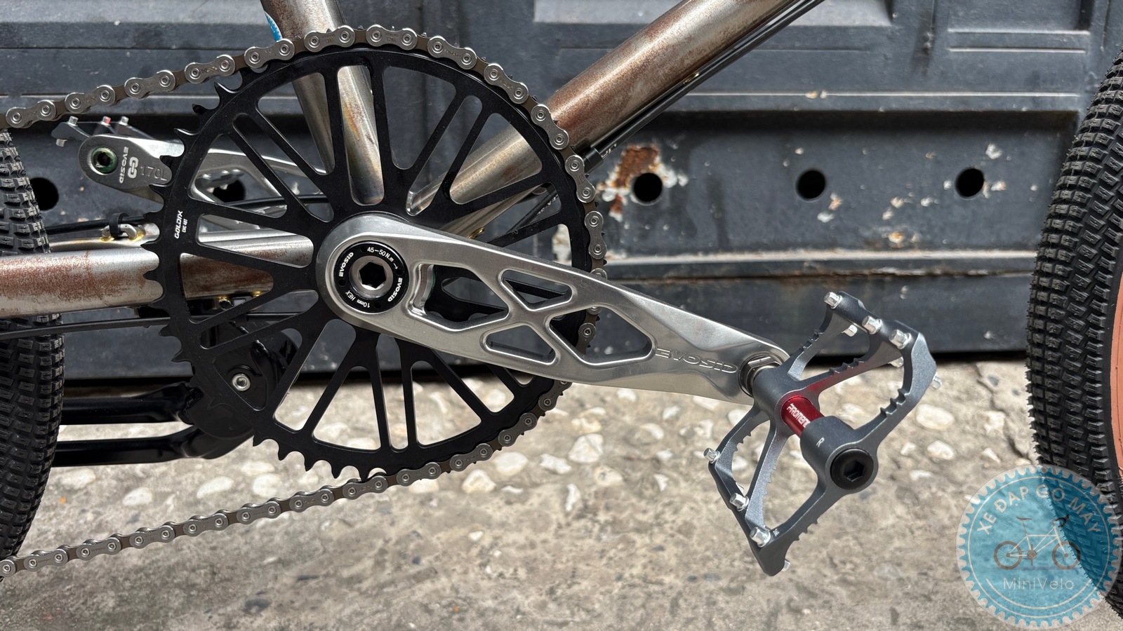 MeloVelo Racer Raw Brushed – Chiếc Minivelo 20 inch mang đậm phong cách Touring và Urban 6 %Mini Velo filename%