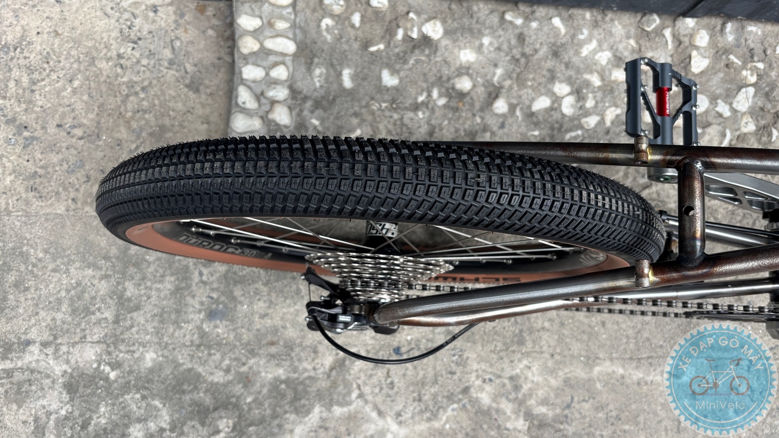 MeloVelo Racer Raw Brushed – Chiếc Minivelo 20 inch mang đậm phong cách Touring và Urban 13 %Mini Velo filename%