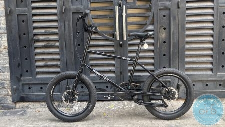 MeloVelo Racer – bản build đen mạnh mẽ, thực dụng và sẵn sàng đi nhiều địa hình