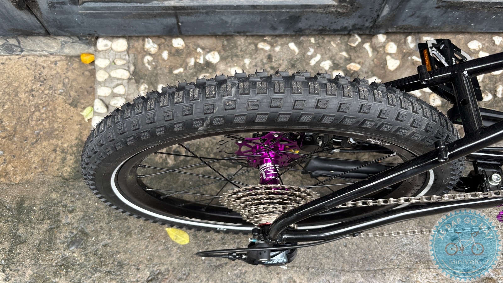 MeloVelo Racer đen build tím 23 %Mini Velo filename%